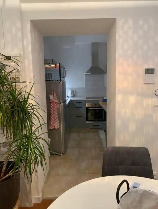 Appartement Calme Centre-Ville. 디에프 외부 사진